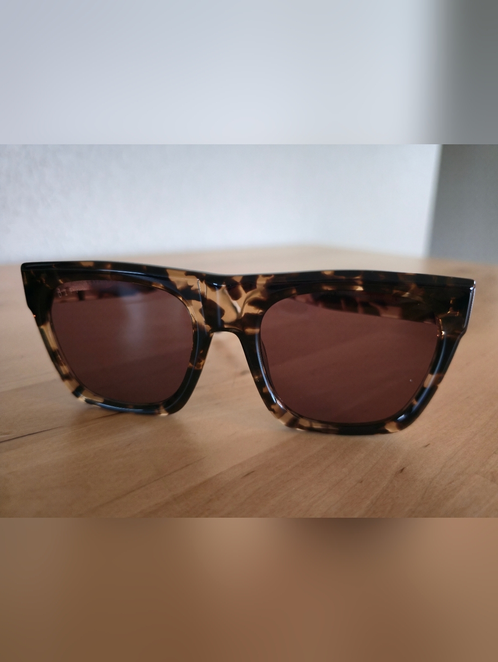 Diff Eyewear Easton Tortoise Sunglasses